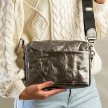 Load image into Gallery viewer, Tracolla Crossbody Bag Large- Peltro