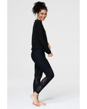 Load image into Gallery viewer, Shop layering pieces from Onzie at Studio 128.