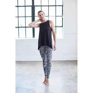 The perfect black workout tank from Studio 128.  DYI's Everywhere black tank.  