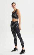 Load image into Gallery viewer, Shop the latest in women&#39;s leggings from Studio 128. 

