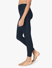 Load image into Gallery viewer, Beyond Yoga Navy Space Dye Leggings available at Studio 128. 
