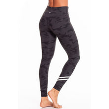 Load image into Gallery viewer, Shop the best in high waisted leggings from Studio 128. 
