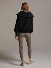 Load image into Gallery viewer, Shop Luxury Activewear online at Studio 128
